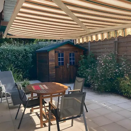 Patio/ Maison Mitoyenne 4/5 Pers كابروتو